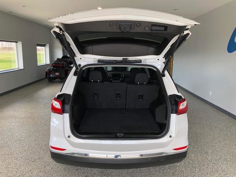 Used 2019 Chevrolet Equinox LT image 9