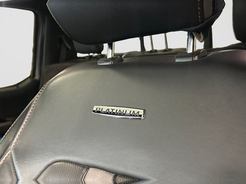 Used 2019 Ford F250 Platinum w/ Platinum Ultimate Package AWD/4WD image 11