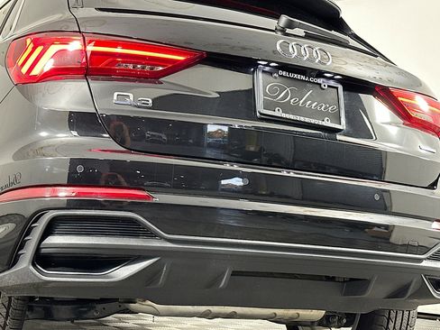 Used 2023 Audi Q3 2.0T Premium Plus image 26