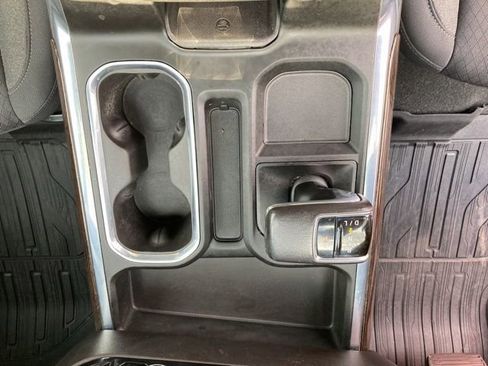 Used 2022 GMC Sierra 1500 Elevation AWD/4WD image 20