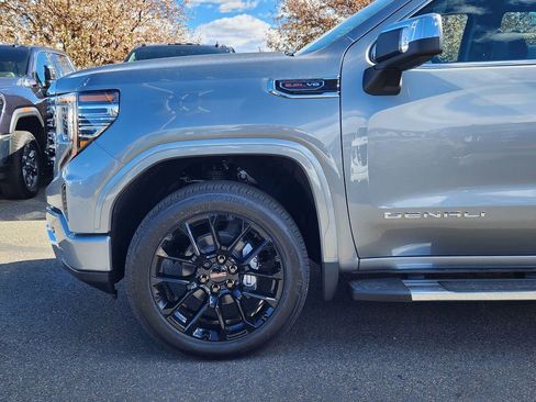 New 2026 GMC Sierra 1500 Denali w/ Technology Package AWD/4WD image 8