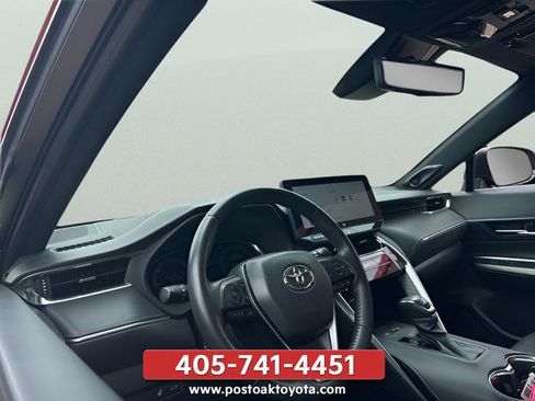 Used 2024 Toyota Venza Limited AWD/4WD image 12