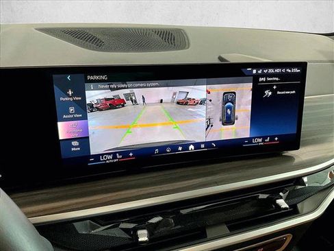 Used 2025 BMW X5 xDrive40i w/ Parking Assistance Package AWD/4WD image 23