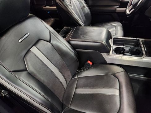 Used 2019 Ford F250 Platinum w/ Platinum Ultimate Package image 31