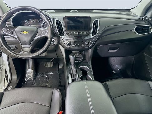 Used 2021 Chevrolet Equinox Premier image 17