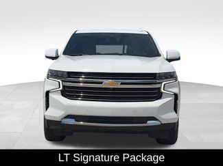 Used 2021 Chevrolet Suburban LT w/ LT Signature Package AWD/4WD video 3