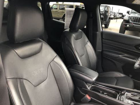 Used 2022 Jeep Compass High Altitude AWD/4WD image 41