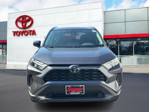 Used 2025 Toyota RAV4 LE AWD/4WD image 13
