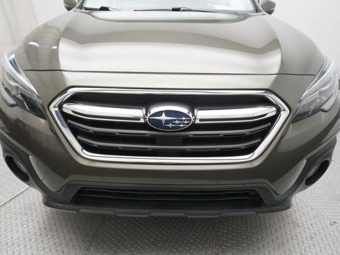 Used 2019 Subaru Outback 2.5i Limited AWD/4WD image 22