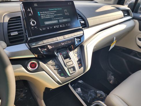 New 2026 Honda Odyssey EX-L image 9