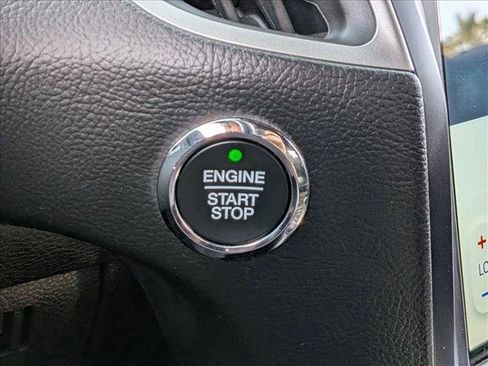 Used 2022 Ford Edge ST-Line AWD/4WD image 16