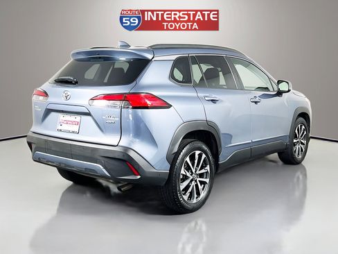 Used 2023 Toyota Corolla Cross XLE w/ Convenience Package AWD/4WD image 7