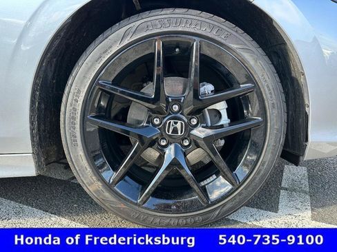 Certified 2025 Honda Civic Sport image 15