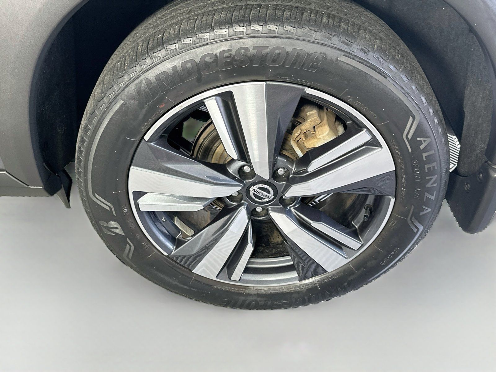 Used 2021 Nissan Rogue SL AWD/4WD image 29