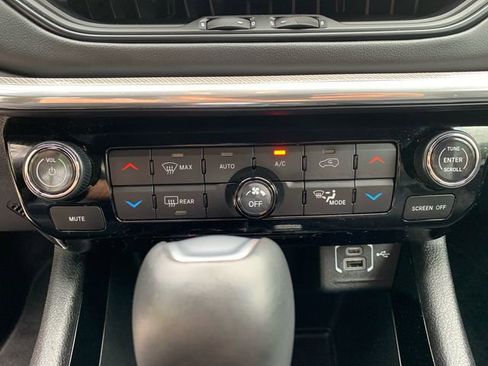 Used 2023 Jeep Compass High Altitude AWD/4WD image 25
