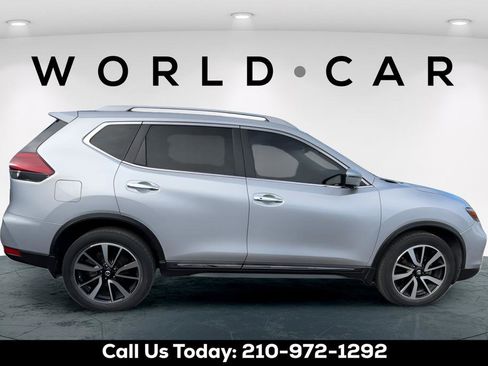 Used 2020 Nissan Rogue SL AWD/4WD image 2