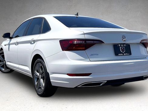 Used 2019 Volkswagen Jetta R-Line w/ R-Line Cold Weather Package FWD image 3