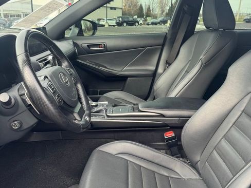 Certified 2022 Lexus IS 350 F Sport image 8