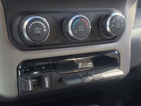 Used 2020 RAM 2500 Tradesman image 24