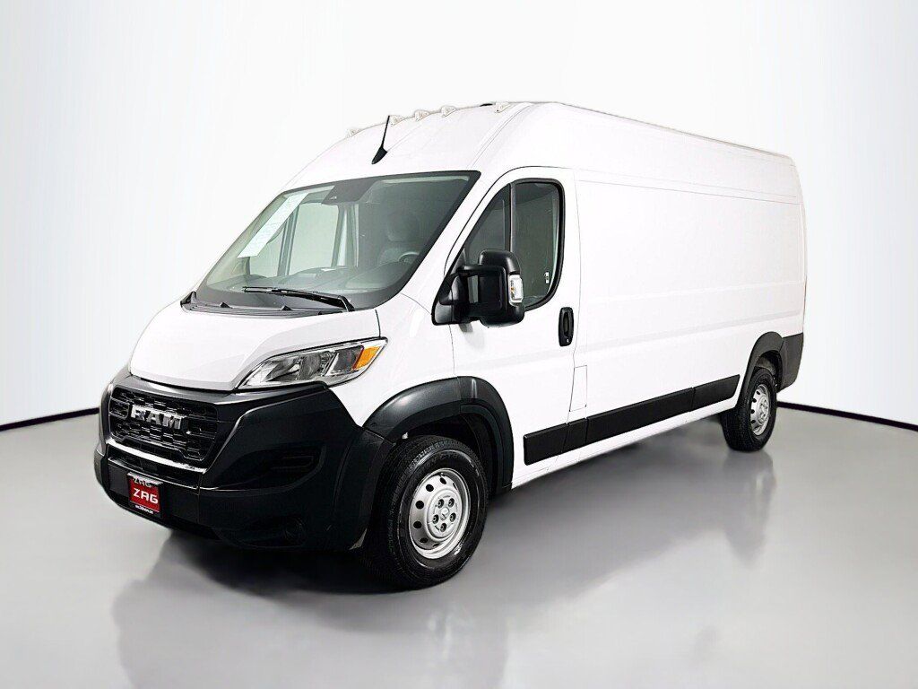 Used 2023 RAM ProMaster 2500 FWD image 1