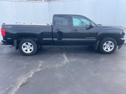 Used 2019 Chevrolet Silverado 1500 LT w/ All Star Edition image 2