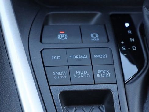 Used 2024 Toyota RAV4 LE image 26