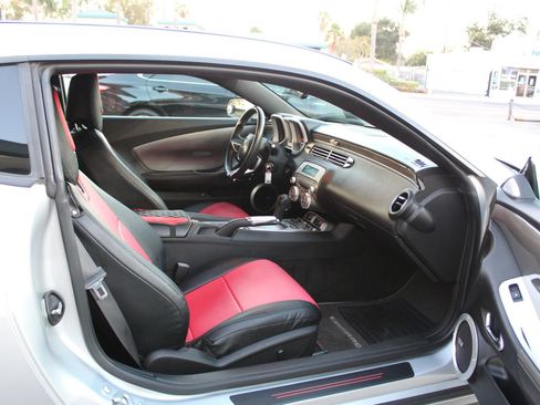 Used 2011 Chevrolet Camaro LT w/ RS Package RWD image 11