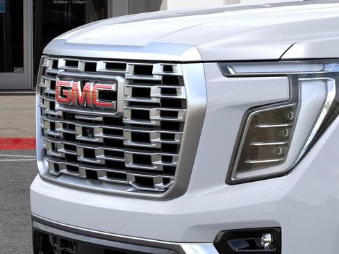 New 2026 GMC Yukon XL Denali w/ Denali Reserve Package AWD/4WD image 14