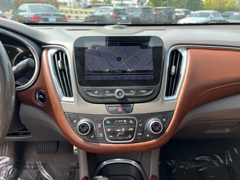 Used 2016 Chevrolet Malibu Premier w/ Driver Confidence Package image 13