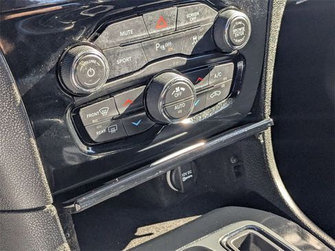 Used 2023 Chrysler 300 S image 23