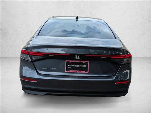 Used 2025 Honda Accord SE image 6