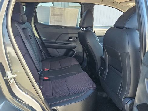 New 2026 Nissan Kicks SR w/ Cold Weather Package FWD image 16