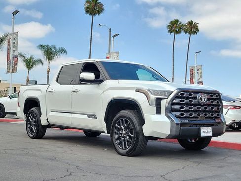 Used 2024 Toyota Tundra Platinum AWD/4WD image 37