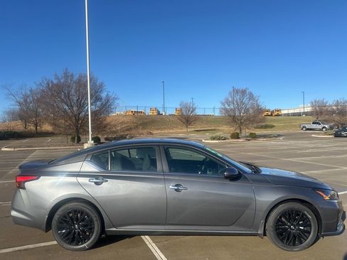 New 2025 Nissan Altima 2.5 SV w/ SV Special Edition Package image 8