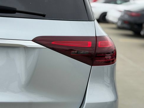 New 2026 Mercedes-Benz GLE 350 4MATIC image 12