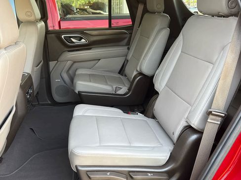 Used 2021 Chevrolet Tahoe Z71 image 27