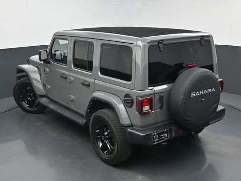 Used 2021 Jeep Wrangler Unlimited Sahara AWD/4WD image 36
