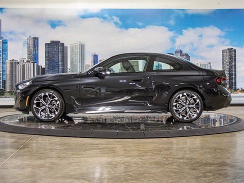 Used 2025 BMW 230i xDrive Coupe w/ Convenience Package image 6