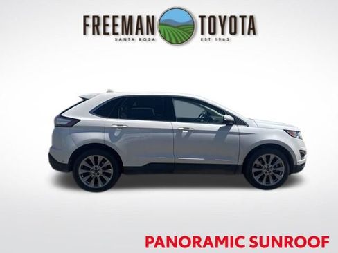 Used 2017 Ford Edge Titanium w/ Equipment Group 302A AWD/4WD image 4