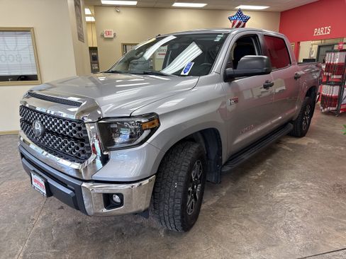 Used 2019 Toyota Tundra SR5 w/ TRD Off Road Package AWD/4WD image 4
