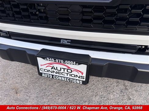 Used 2017 Toyota Tacoma TRD Off-Road image 33