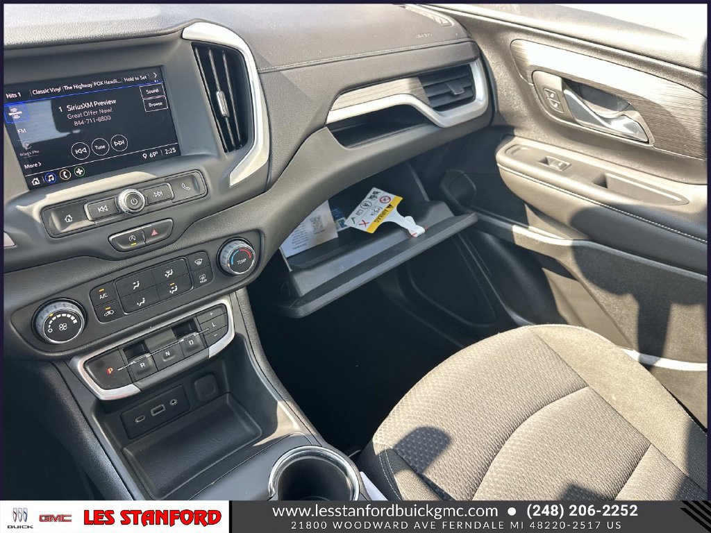 Used 2023 GMC Terrain SLE AWD/4WD image 33