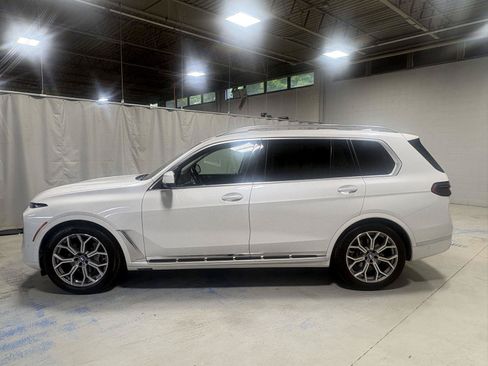 Used 2023 BMW X7 xDrive40i w/ Executive Package AWD/4WD image 16