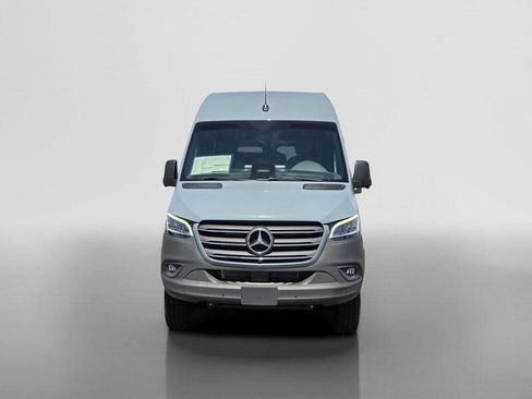 New 2026 Mercedes-Benz Sprinter 2500 image 9