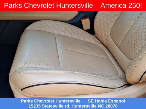 Used 2025 Jeep Grand Cherokee L Summit w/ Advanced Protech Group IV AWD/4WD image 15