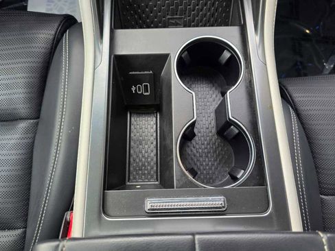 Used 2024 Lincoln Nautilus Reserve w/ Equipment Group 203A image 33