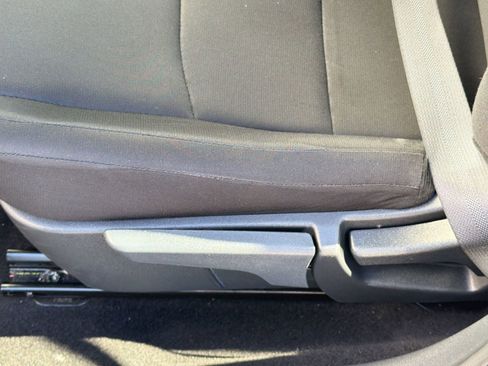 Used 2025 Nissan Sentra S image 13