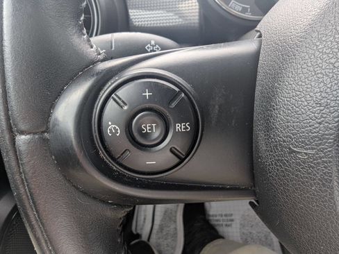 Used 2015 MINI Cooper 2-Door Hardtop image 18