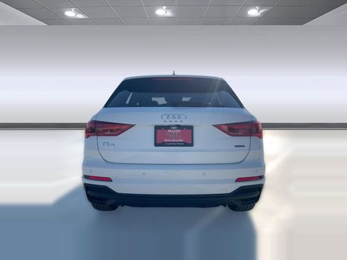 New 2025 Audi Q3 2.0T Premium image 10