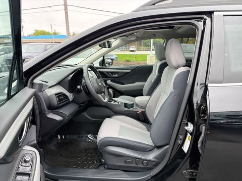 Certified 2025 Subaru Outback Premium w/ Popular Package #1A AWD/4WD image 21